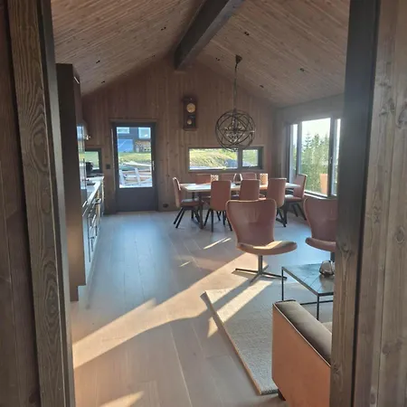 Modern Mountain Cabin With Panorama View- Beds Made Up And Ready And Final Washing Included Prázdninový dům