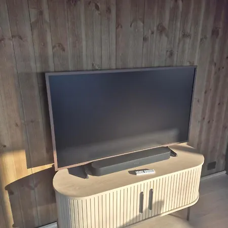 Modern Mountain With Panorama View بيت للعطل