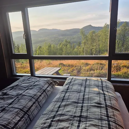 Modern Mountain With Panorama View Feriehus